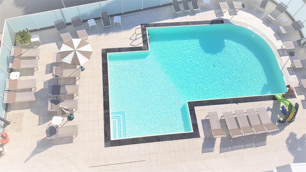Hotel Helvetia Lignano Sabbiadoro Esterno foto