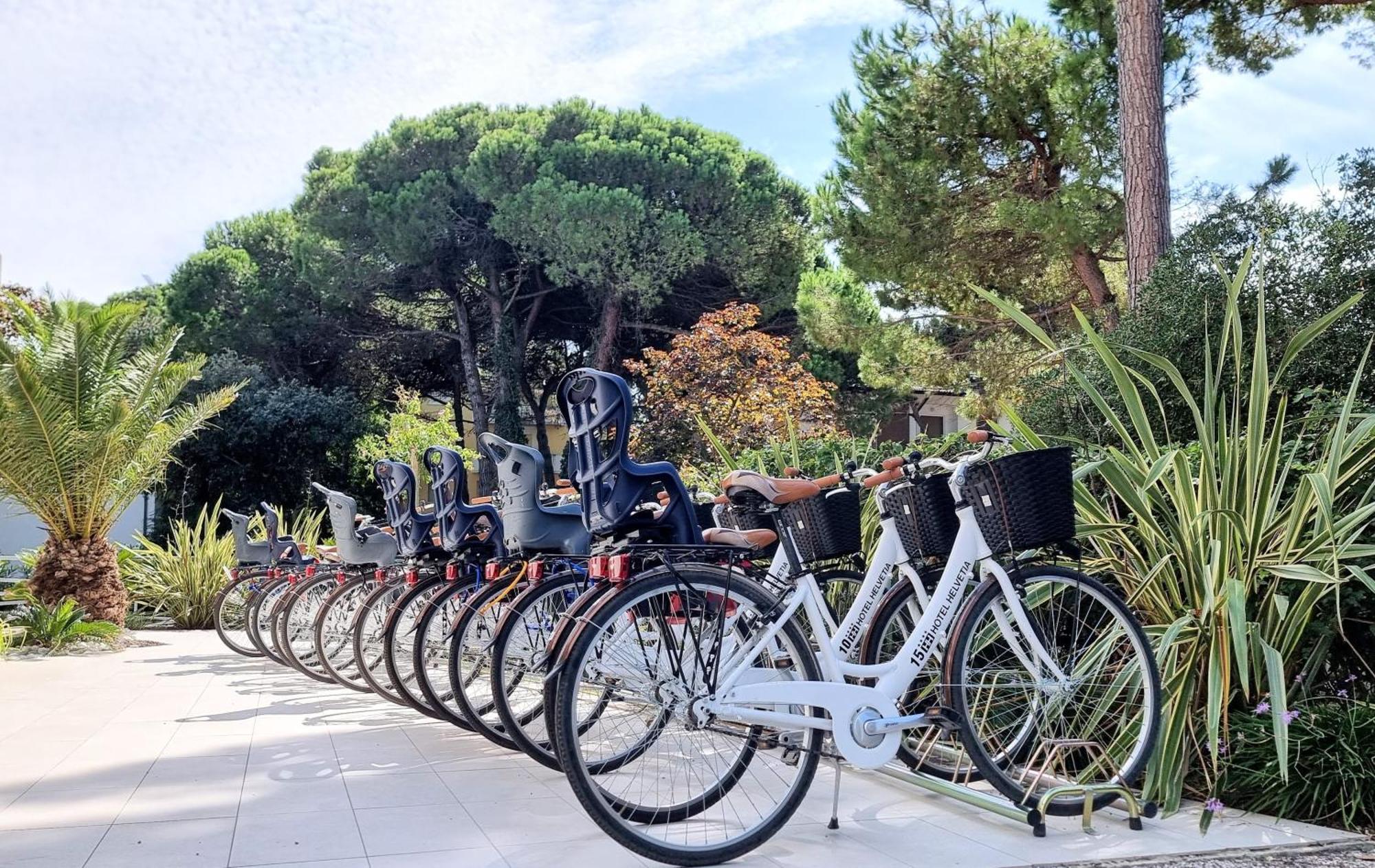 Hotel Helvetia Lignano Sabbiadoro Esterno foto